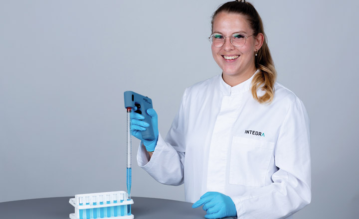 Enhanced Ergonomics With Intelligent Serological Pipetting